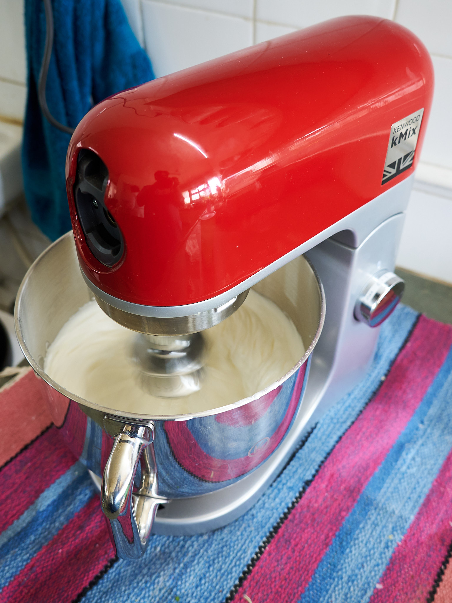 Kenwood KMix Stand Mixer Whipping Heavy Cream